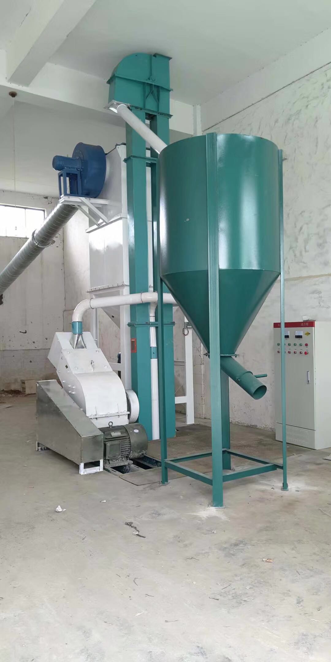 曲塊粉碎機(jī)